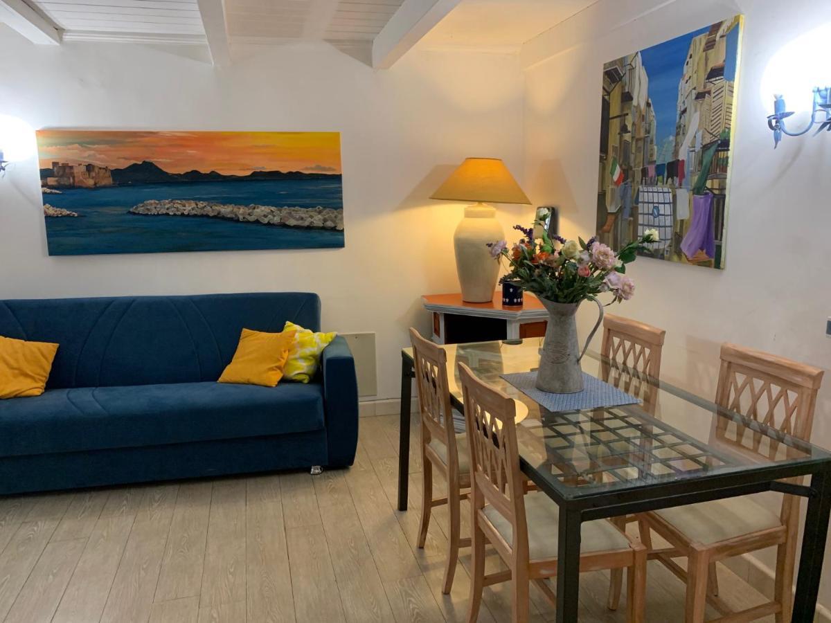 Bella Mbriana Rooms Napoli Eksteriør billede