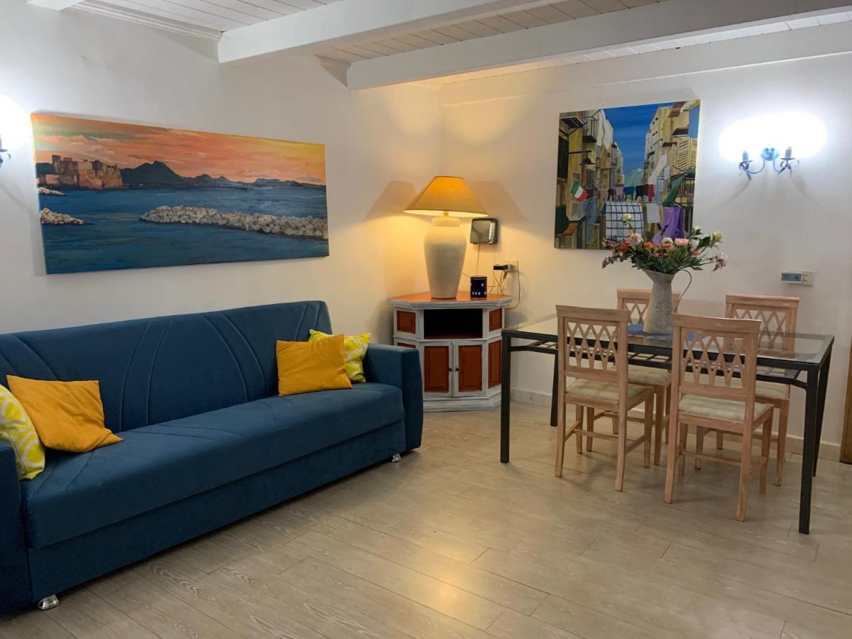 Bella Mbriana Rooms Napoli Eksteriør billede