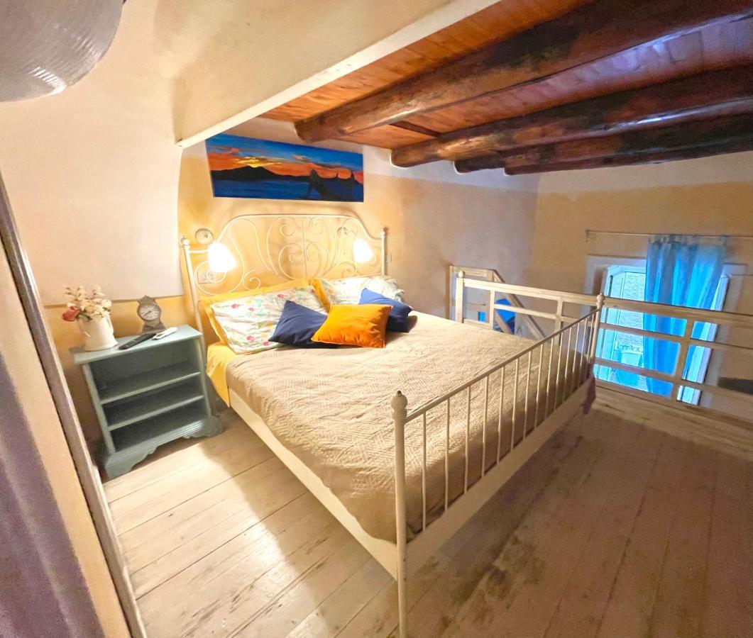 Bella Mbriana Rooms Napoli Eksteriør billede