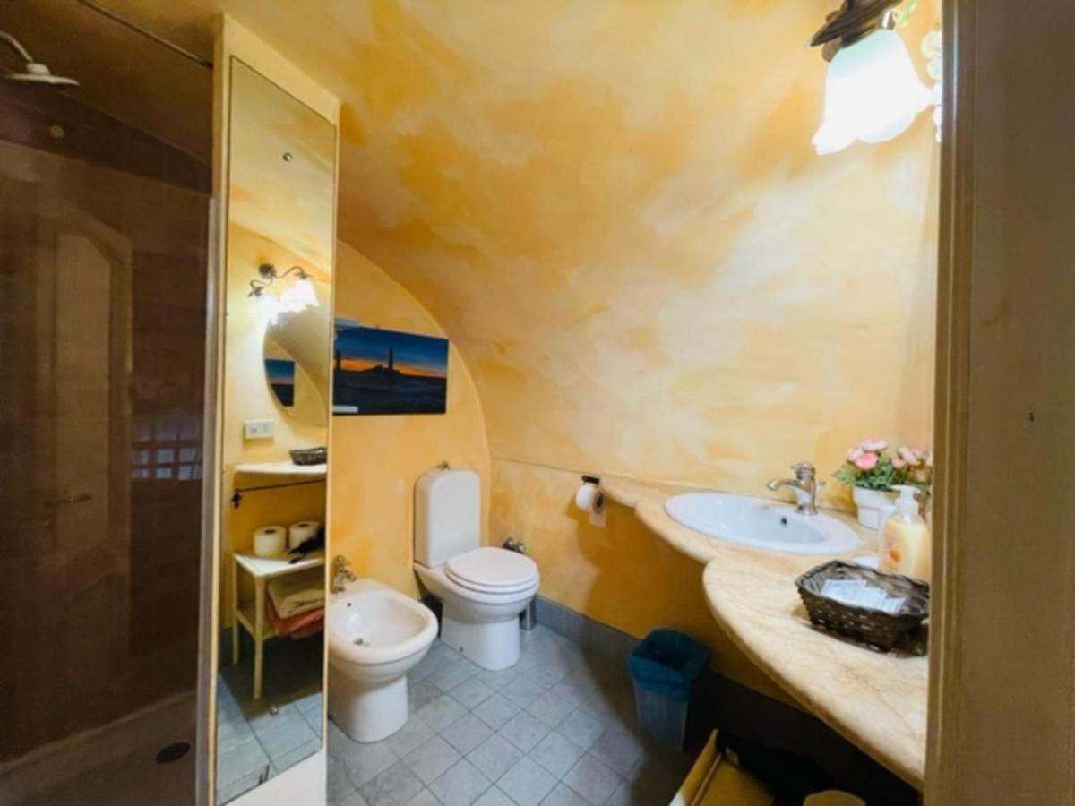 Bella Mbriana Rooms Napoli Eksteriør billede